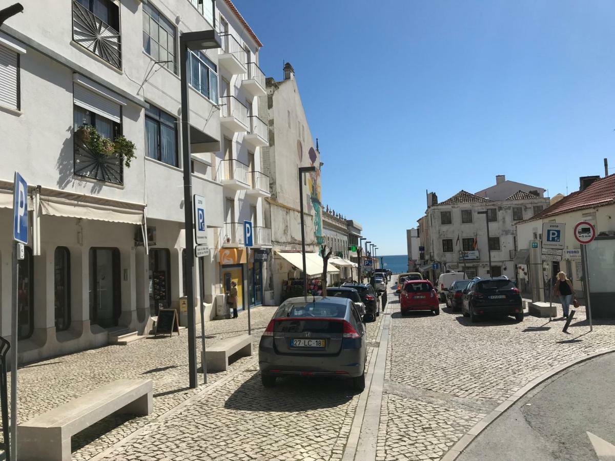 Blue Bay Beach Apartment Sesimbra Eksteriør billede