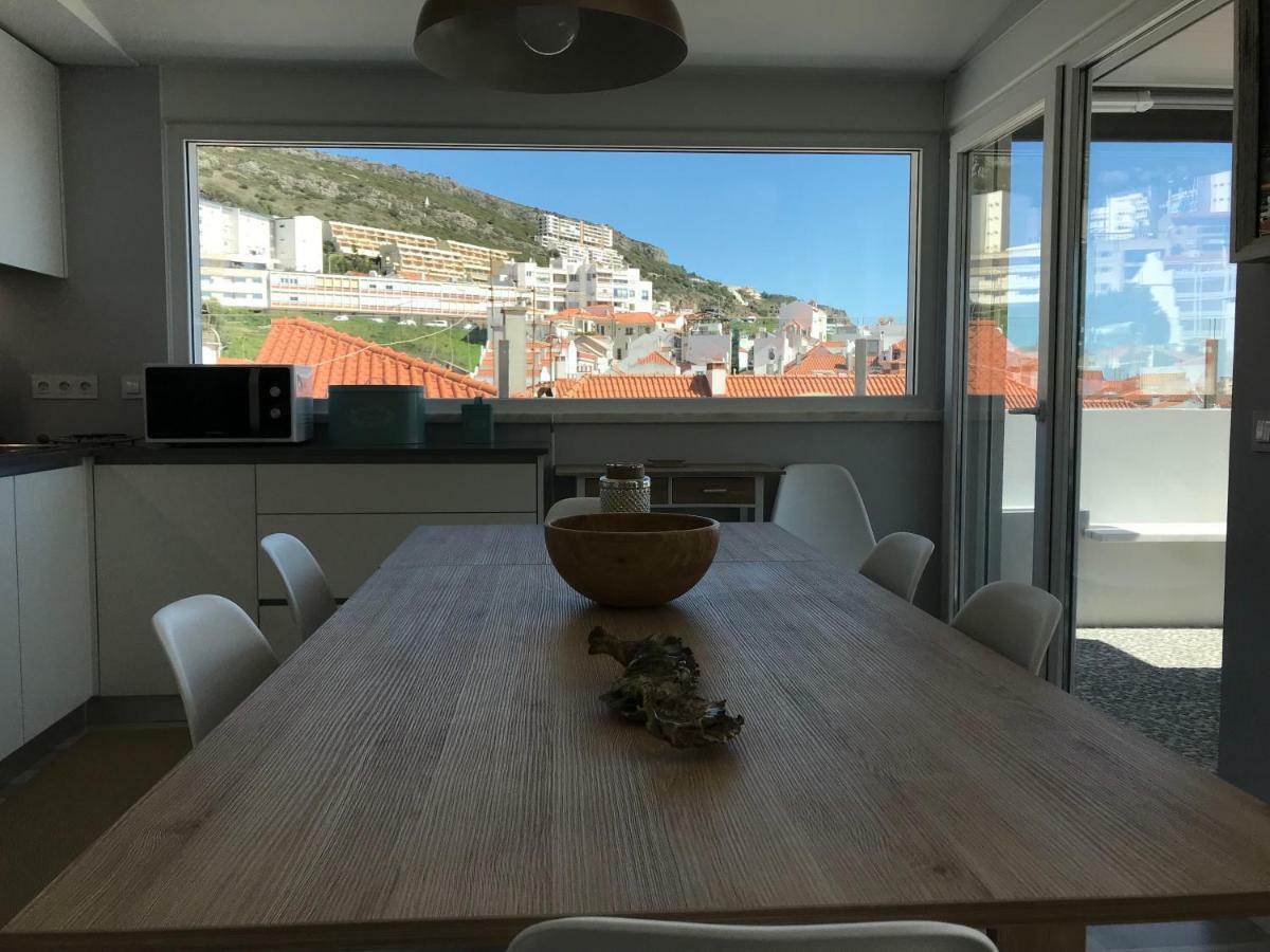 Blue Bay Beach Apartment Sesimbra Eksteriør billede